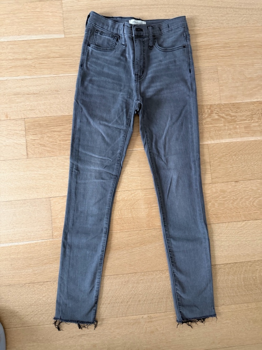 Madewell Gray 9” Midrise Skinny Jeans, Size 25